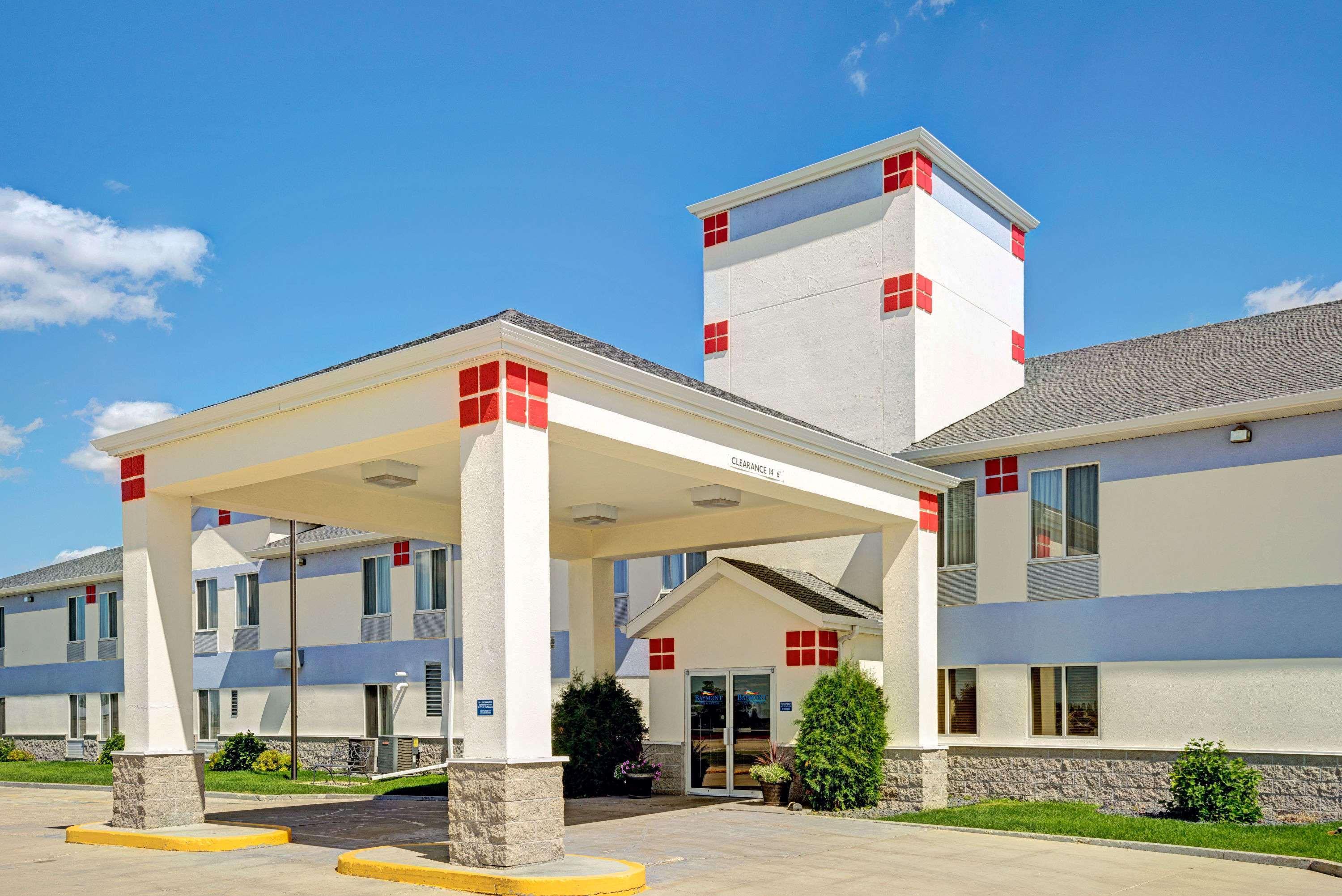 Hotel Baymont By Wyndham Wahpeton Exterior foto