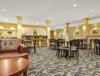 Hotel Baymont By Wyndham Wahpeton Exterior foto